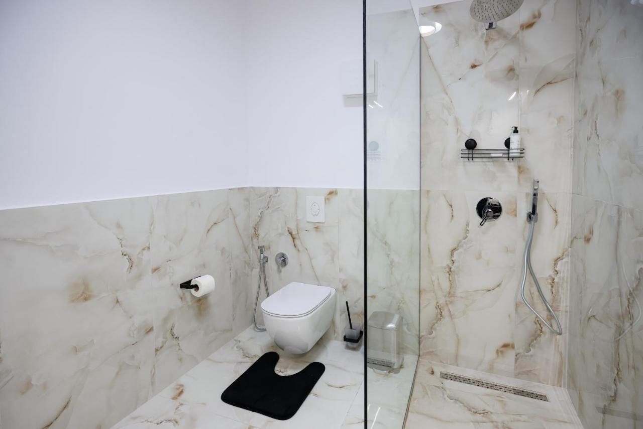 Vila Ferdinand Tirana Habitación foto