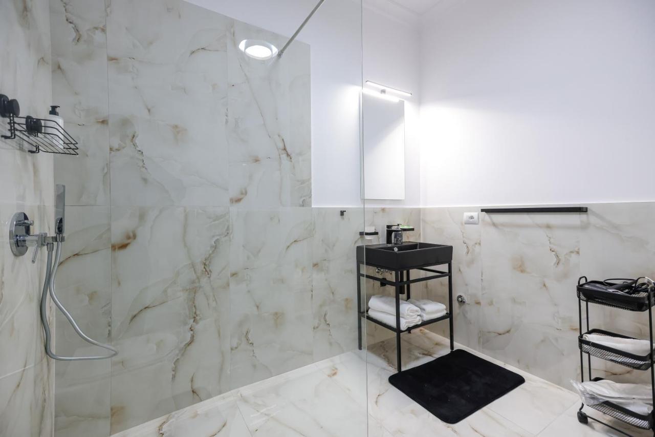 Vila Ferdinand Tirana Habitación foto
