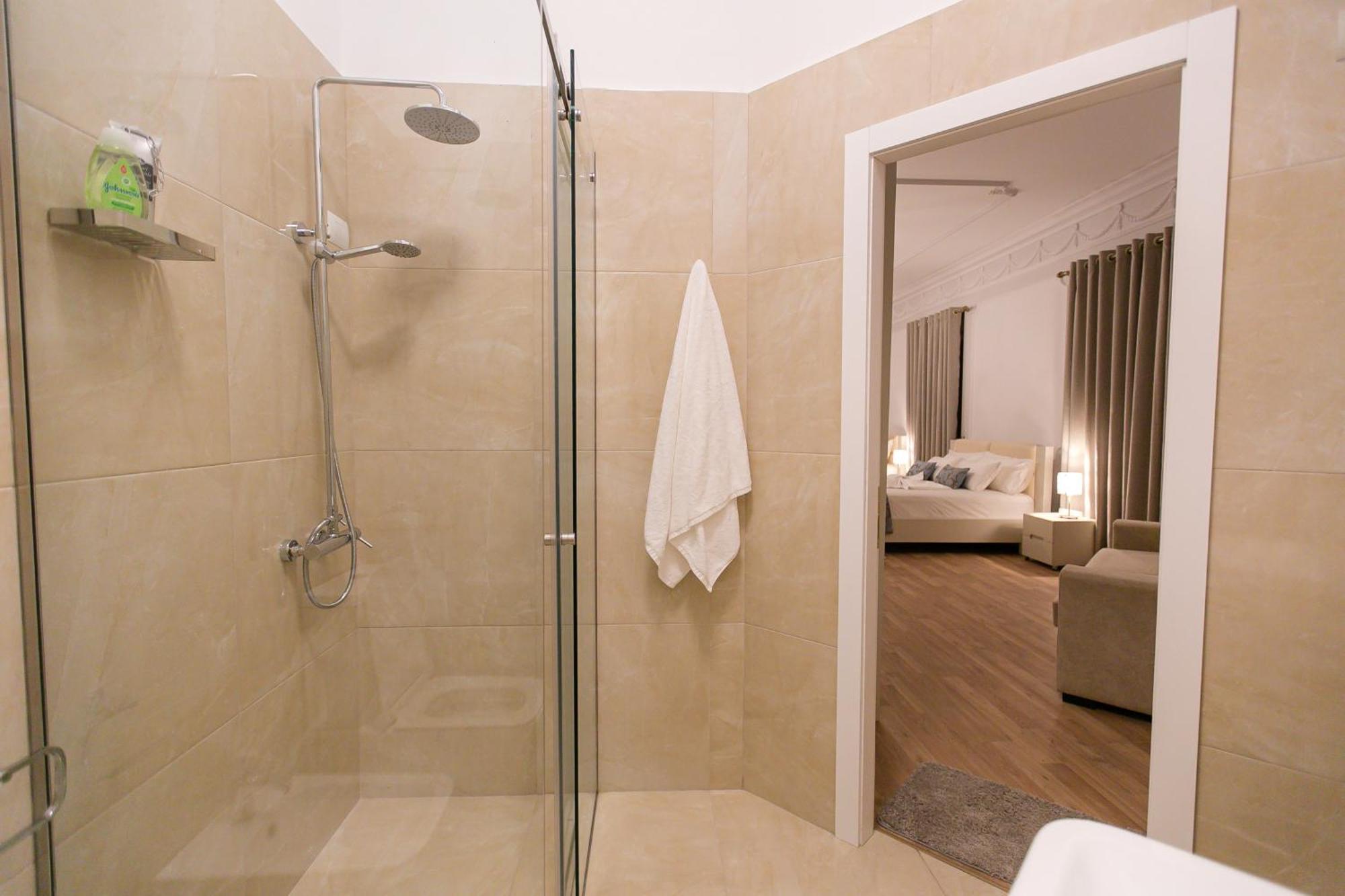 Vila Ferdinand Tirana Habitación foto